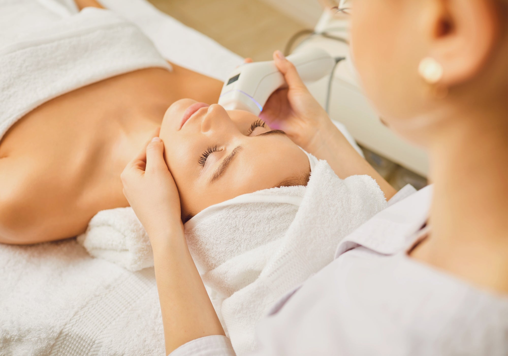 Ysalie et ses partenaires, les professionnelles de la beauté, esthéticiennes